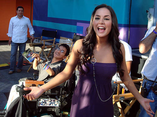 LJMCNQNFURZZPKUZNLV - Carmen Villalobos