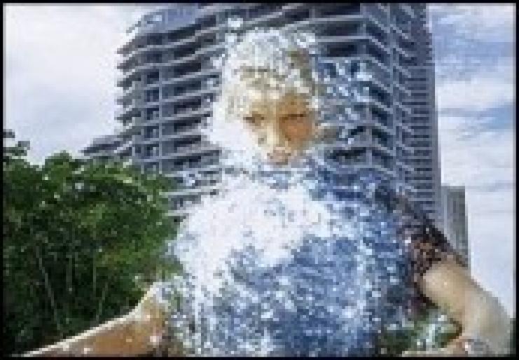 IJI3XKC4IXO1DBQ42W0QA0H43 - H2O-just add water