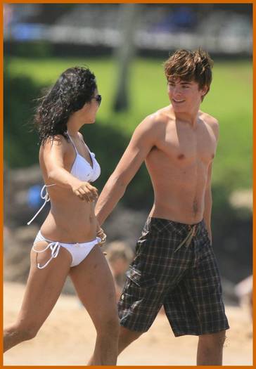 vanessa_hudgens1281_49b67d5953fb8 - zac si vanessa