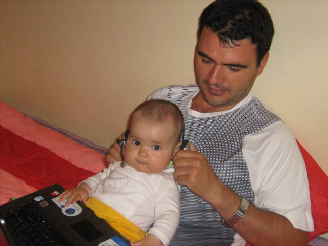 am 7 luni si in parc cu mario_29.05.2009 043