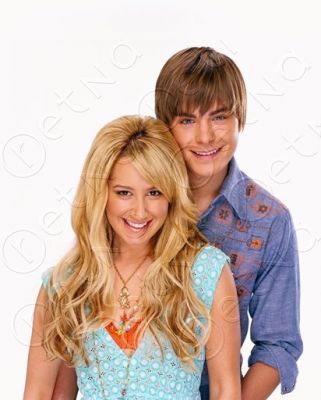 ashley---zac-ashley-tisdale-79042_321_400 - Ashley Tisdale