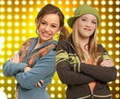 milezz and emily - Miley Cyrus and Emily Osment