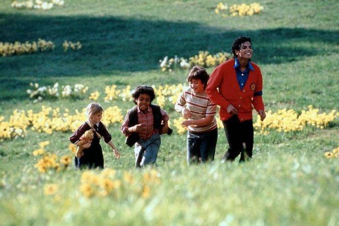 AYGPRYPKPFIPDSMPBDL - Poze Michael Jackson sh copiii