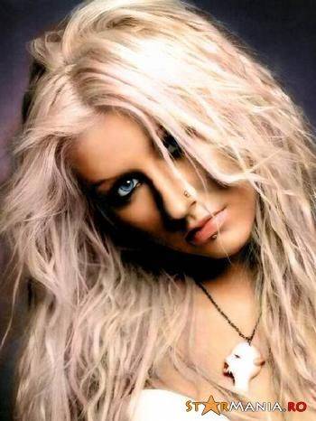 1676c89da02e4d3f588dcc081ac60001-christina-aguilera_109