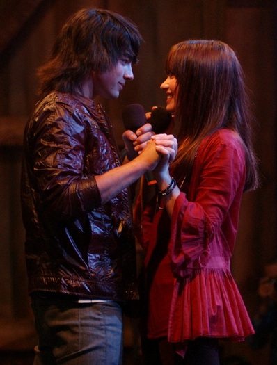 6a00e54f0ece68883400e552379a2b8834-800wi - Camp Rock