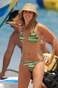 RIKTVKGKBFMIKDBVBEN - Ashley Michelle Tisdale