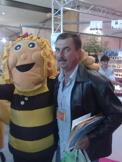 Imagine1126 - ApiMondia