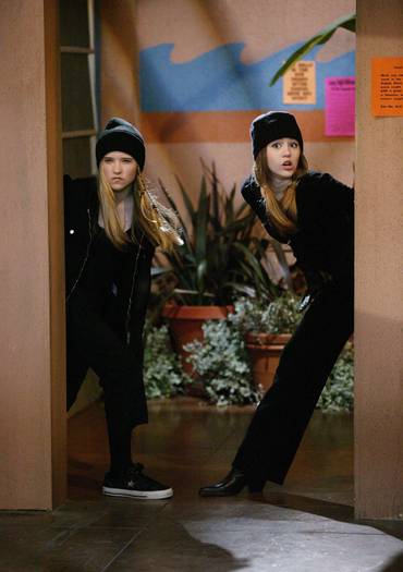 Good-Golly-Miss-Dolly-hannah-montana-1502364-1802-2560 - hannah montana