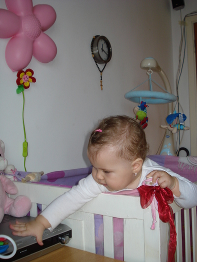 99- Imi fac de lucru la birou - Luna 10