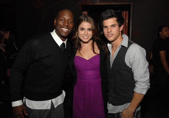 Nikki_Reed_1250879871_3