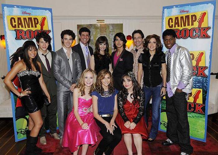 KTKJUHGXCDNRCSOUGRT - camp rock
