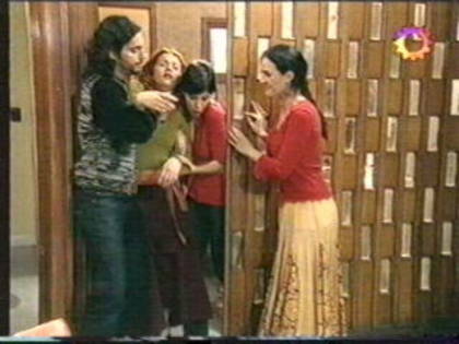 Mora,Nino,Luz si Maria - Soy Gitano-Sange de Tigan-2003-2004