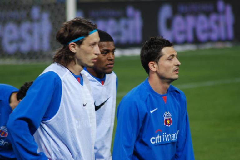 Afbeelding 121 - STEAUA