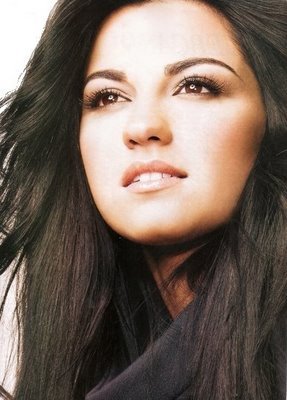 mayte - mayte perroni