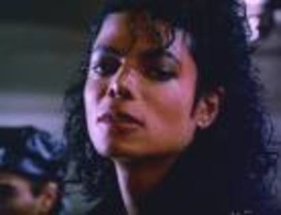TGCJUWURSJFELEDARYC - Michael Jackson-bad