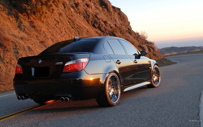 BMW_M5-turbo_634_1680x1050 - DESKTOP BMW