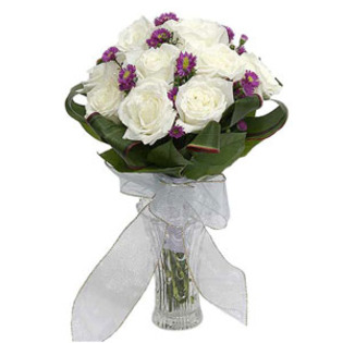 Petale-Albe-poza-t-P-n-Alb-si-mov-de-mireasa-mare