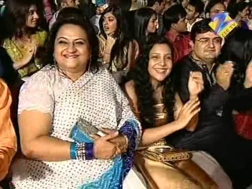 shalu aniket  si hema1 - A ta pentru totdeauna cateva poze cu toti actori aproape