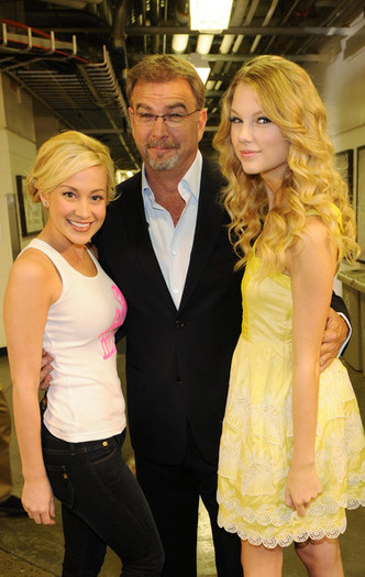 2009+CMT+Music+Awards+Rehearsals+Day+2+QEXgKvDwzenl