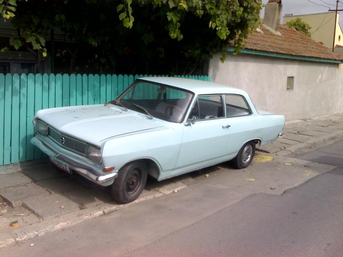 Opel Rekord B - masinute