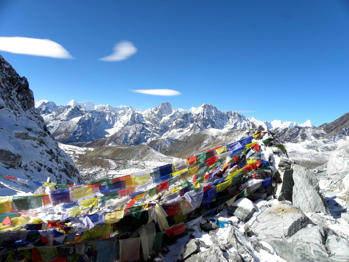 DSCN2169; Vedere de pe Chola Pass/5420 m altitudine, opus Everestului
