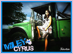 3101318895_1d47eab4a2_m - miley cyrus