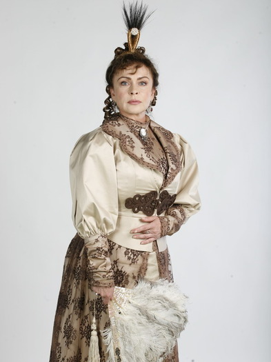 Dana Dembinski-Medeleanu (Eufrosina) - Aniela-personaje