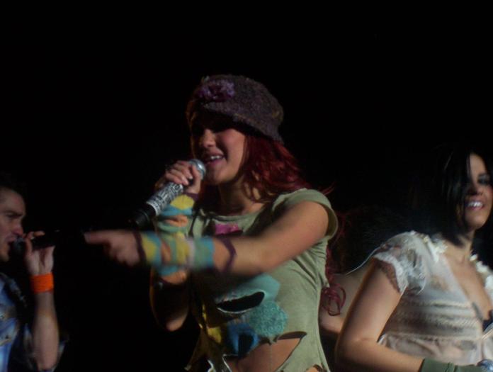 052ig2 - cupluri REBELDE