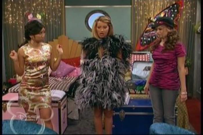 normal_110 - ashley tisdale