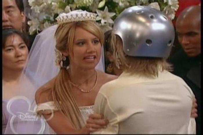 normal_290 - ashley tisdale