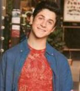 FRPKFXBGTALTYDQGZPB - David Henrie