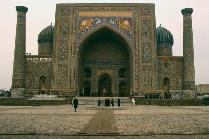 Sher Dor Madrasah in Samarkand - Uzbekistan - Islamic Architecture Around the World