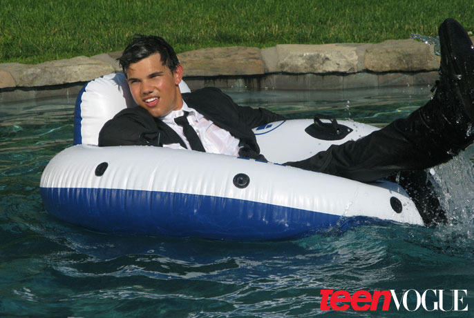 pp-14-taylor-l-pics[1] - Taylor Lautner in Teen Vogue