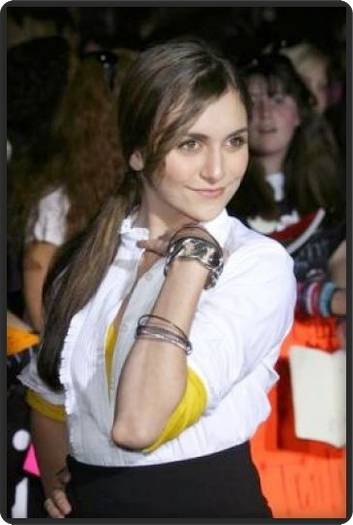 33 - Alyson Stoner