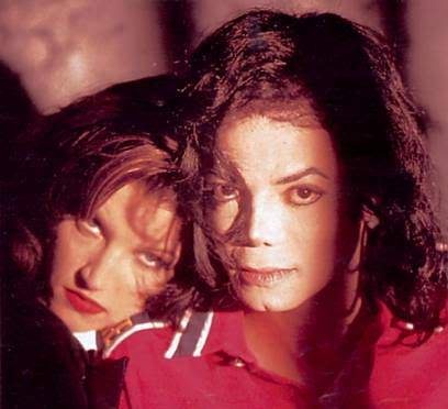 013047018 - Michael Jackson si Lisa Marie Presley