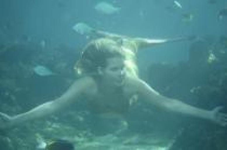 UXJYMMEDEBWXOHJAJJW - cleo emma rikki sirene