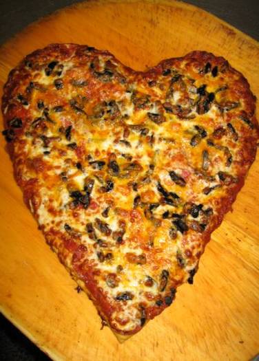 Heart Pizza - Pizza