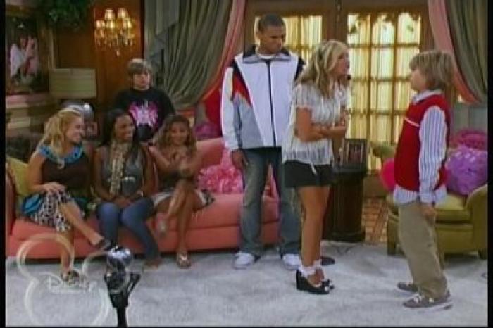 normal_125 - ashley tisdale