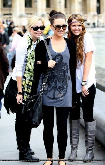 0 (577) - 00toate pozele mel cu miley cyrus00