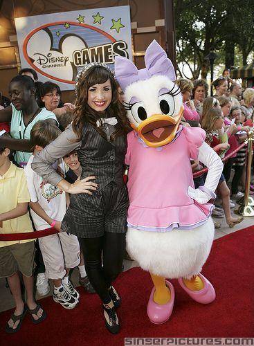 74 - poze demi lovato
