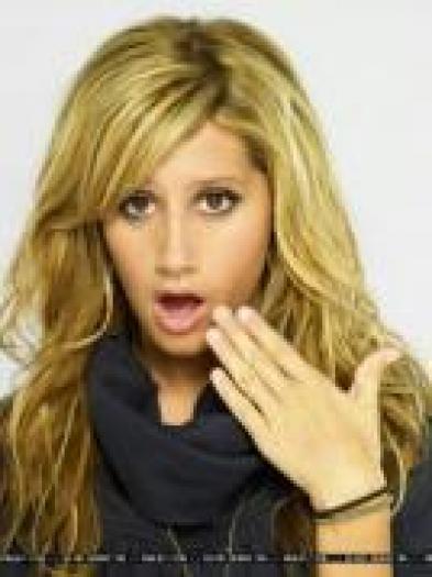 EHKOQGCNALLEBYBYCEW - ashley tisdale-sharpey