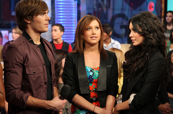 MTV+TRL+Presents+Cast+High+School+Musical+Wl4up-0258wl - Ashley Tisdale