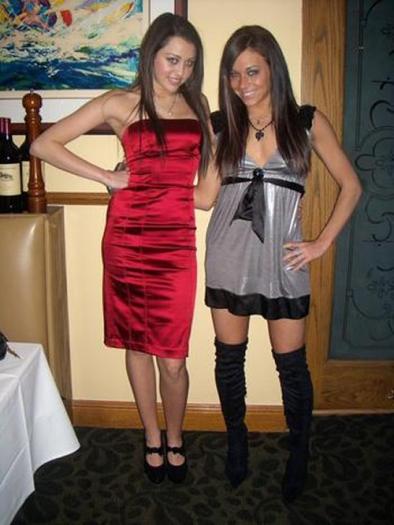 Mileys-MySpace-Pics-miley-cyrus-678206_500_666 - Miley and her bff