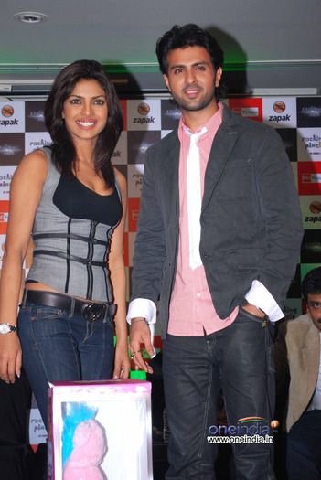 Priyanka si iubitul ei Harman Baweja - Priyanka Chopra