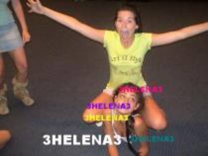 LHYVGQPTTBFFLQQZSCV - Fetele din H2O in realitate