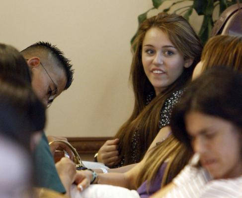 3163282462_27a759c761 - miley cyrus