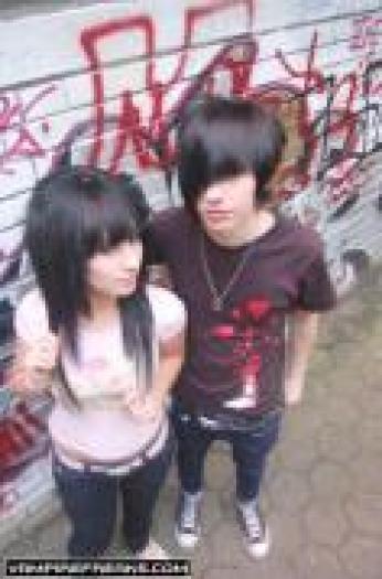RFSHBUHQQTXQGSCGYHY - emo and punk girlboy