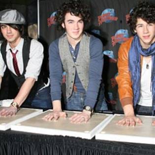 Jonas-Brothers[1]