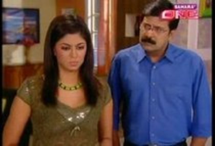 GQRXQFMUULPSVGLORKL - In cautarea fericirii