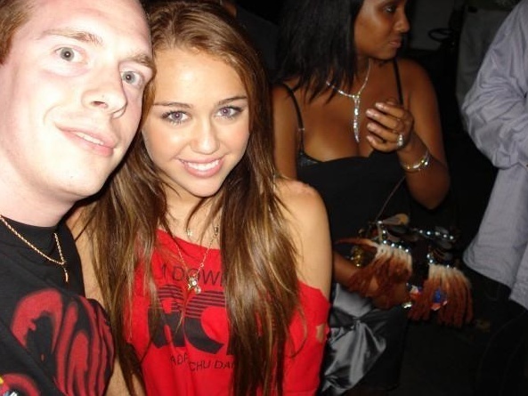 miley and.....her fans